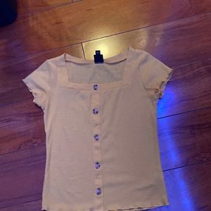 Yellow Botton down crop top